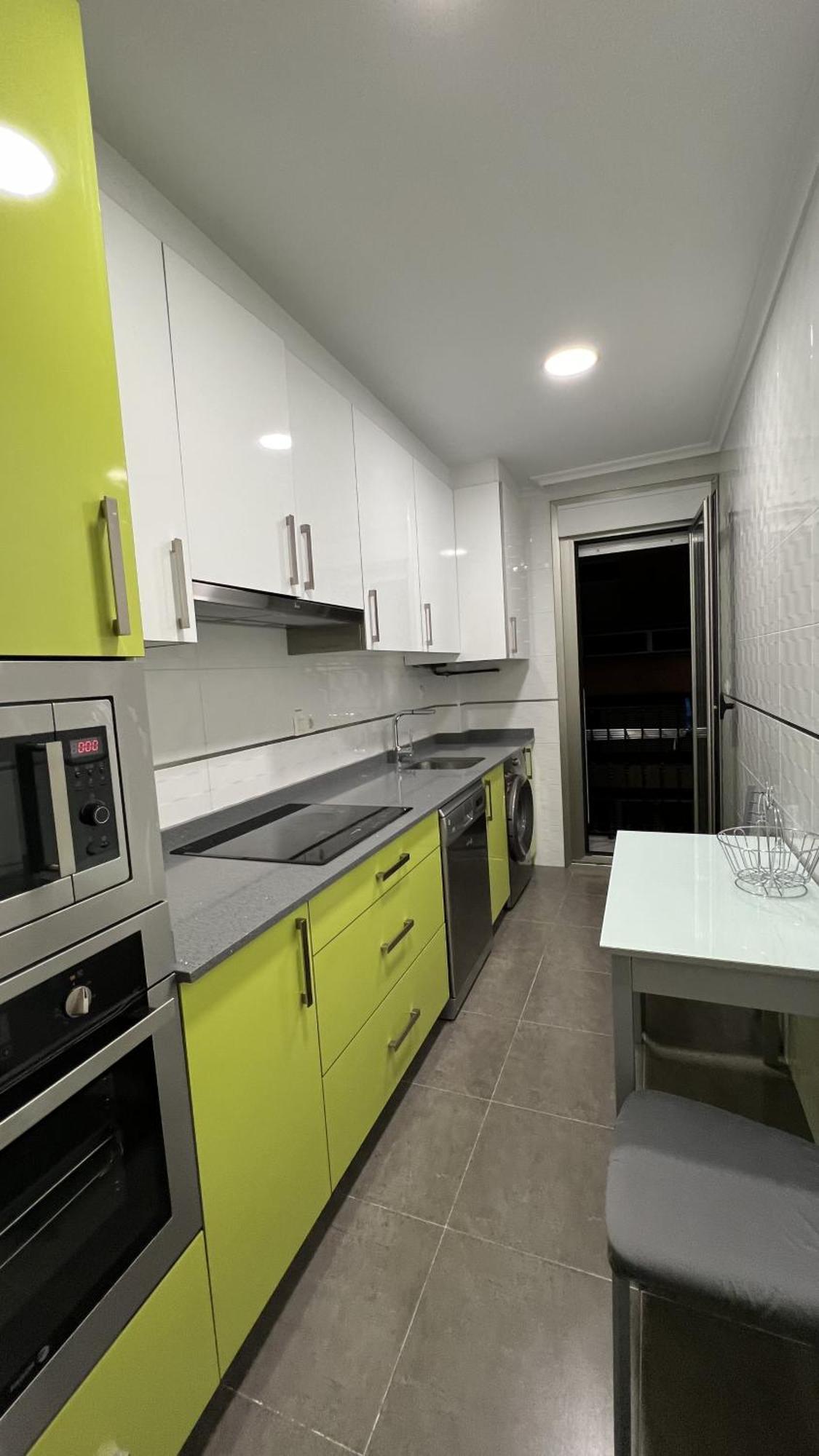 En El Centro De Appartement Santoña